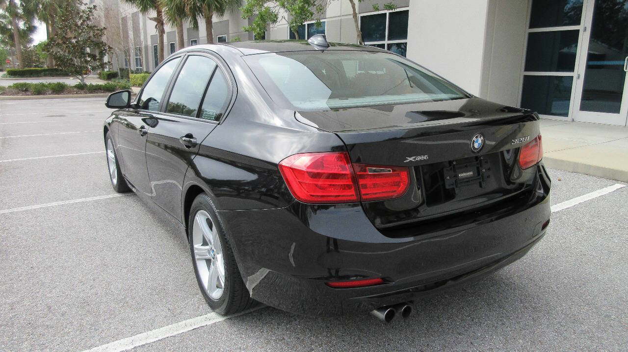Used 2014 BMW 328i xDrive Sedan image 3