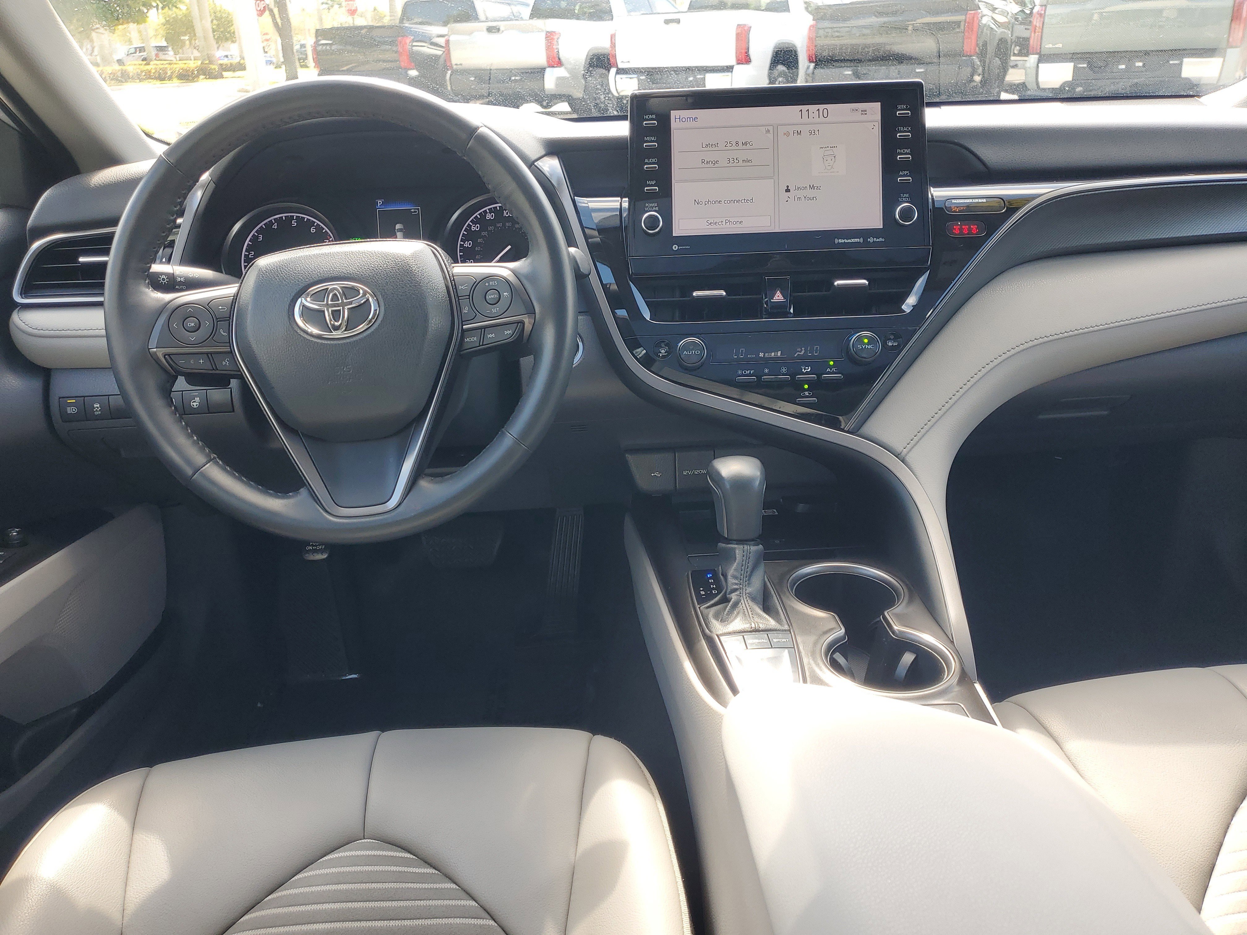 Used 2023 Toyota Camry SE w/ Cold Weather Package image 10