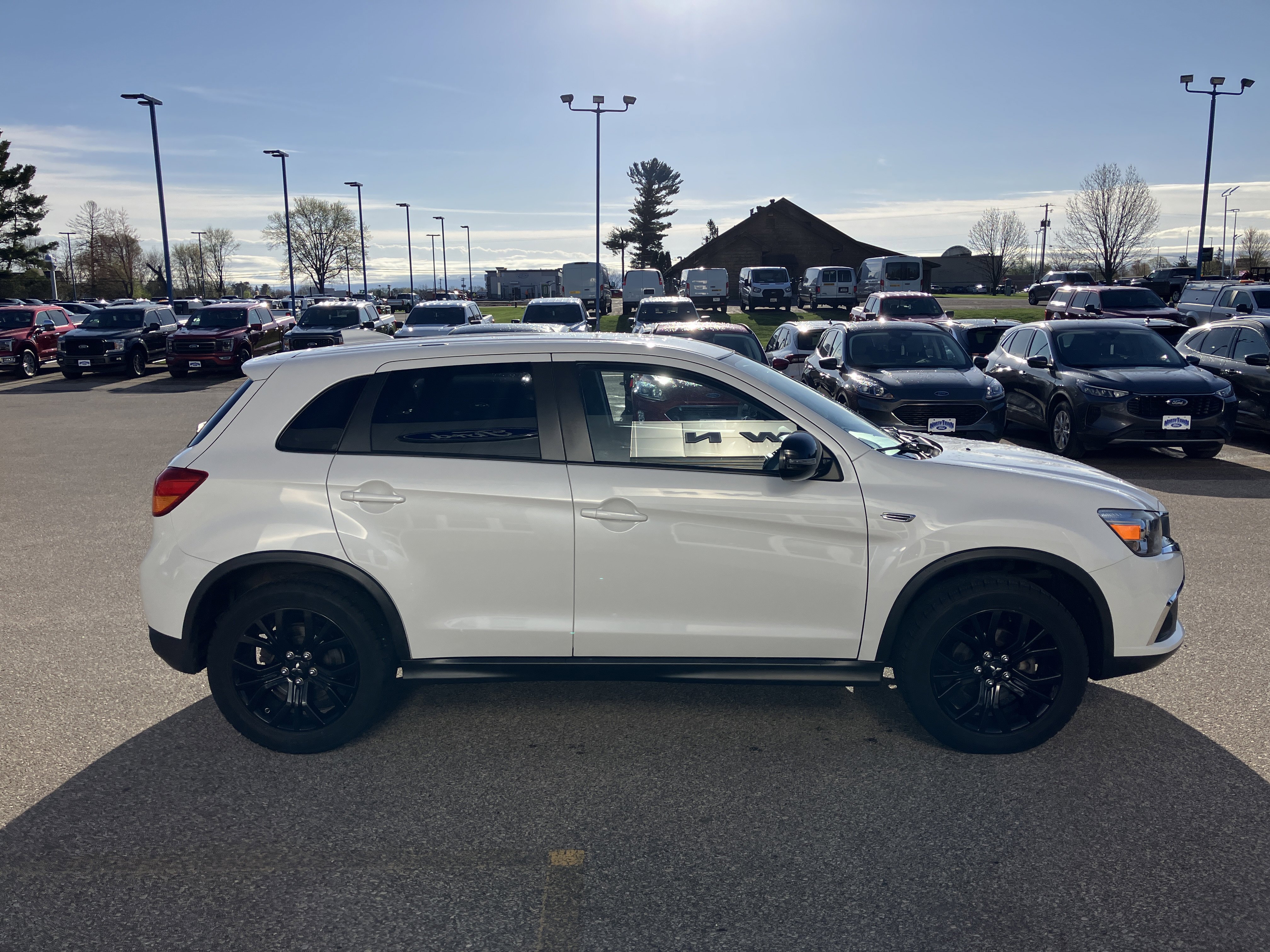 Used 2017 Mitsubishi Outlander Sport LE AWD/4WD image 5