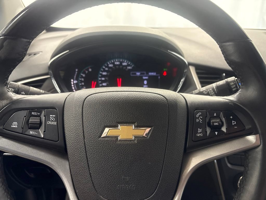 Used 2019 Chevrolet Trax LT w/ Driver Confidence Package FWD image 20
