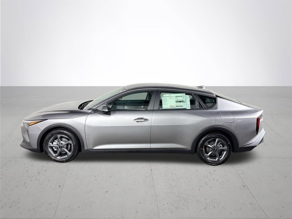 New 2025 Kia K4 LXS image 9