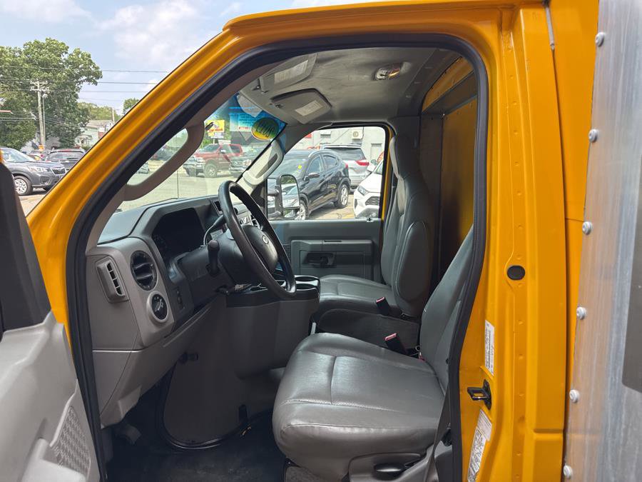 Used 2019 Ford E-350 and Econoline 350 Super Duty image 22