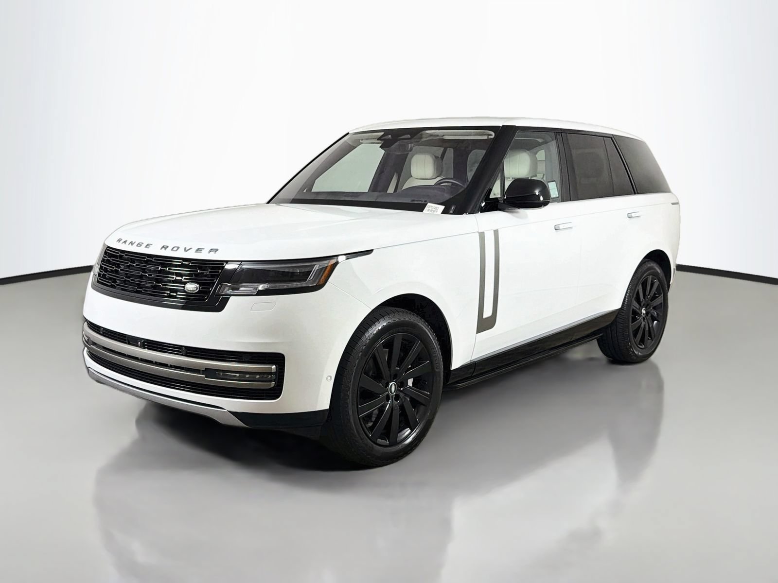 Used 2023 Land Rover Range Rover SE AWD/4WD image 1