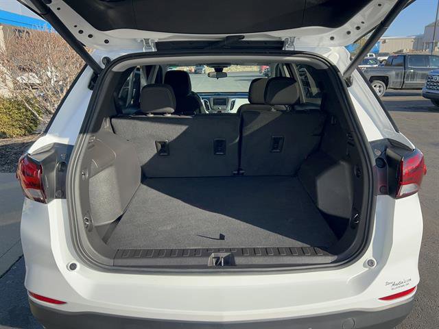 Used 2024 Chevrolet Equinox LT image 9