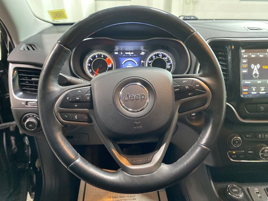 Used 2019 Jeep Cherokee Overland image 22