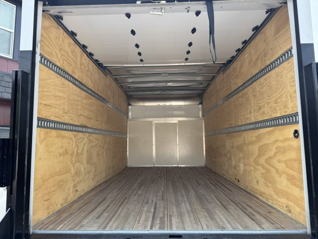 Used 2024 Ford E-450 and Econoline 450 Super Duty w/ Power Windows & Locks Group RWD image 7