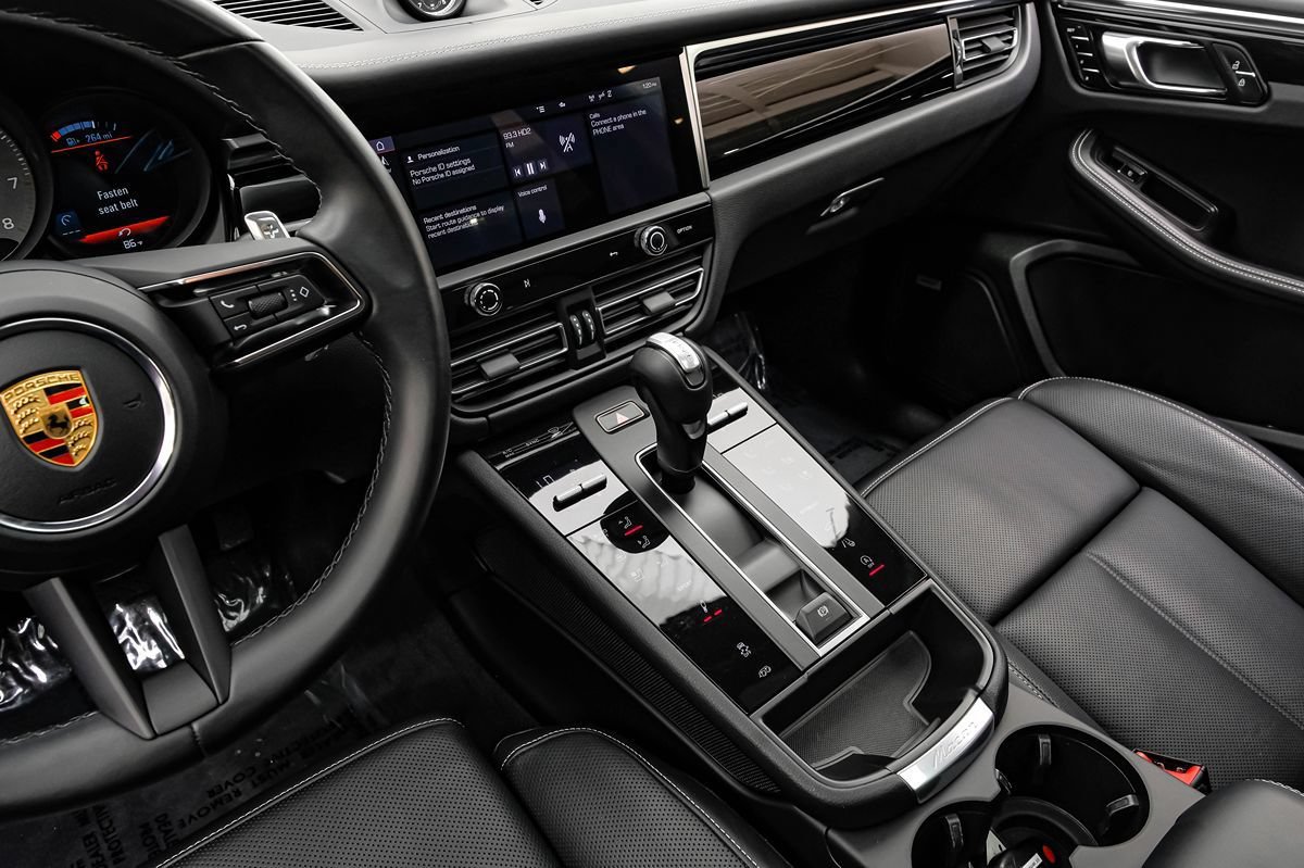 Used 2022 Porsche Macan S AWD/4WD image 23