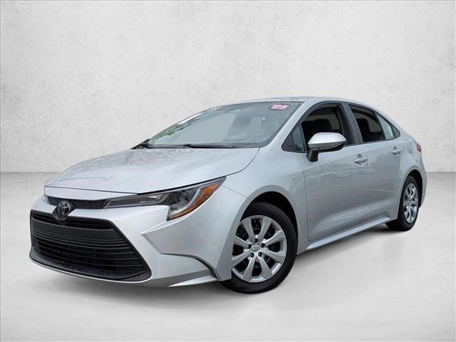 Certified 2025 Toyota Corolla LE image 1