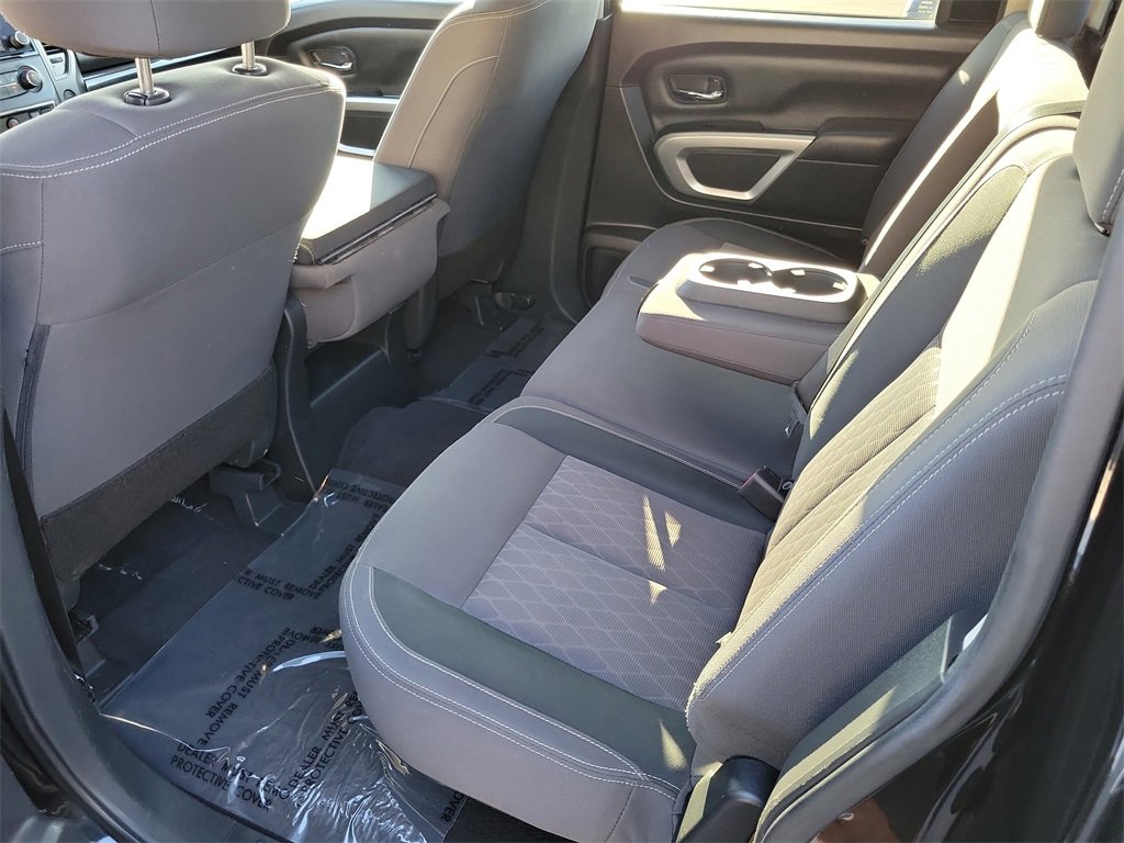 Used 2023 Nissan Titan SV image 19
