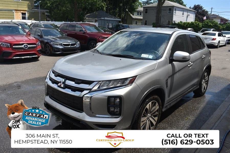 Used 2023 Mitsubishi Outlander Sport SE image 2