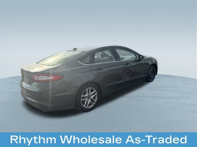Used 2015 Ford Fusion SE FWD image 11