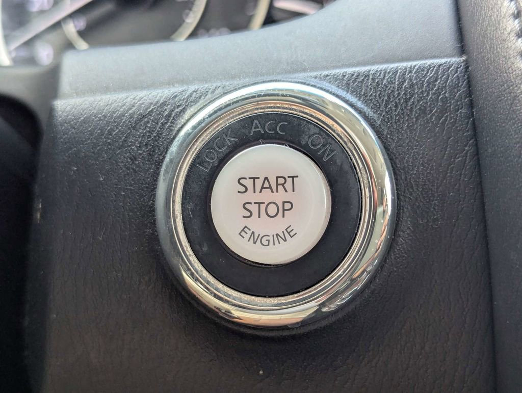 Used 2017 Nissan Armada Platinum w/ Captain Seat Package image 29