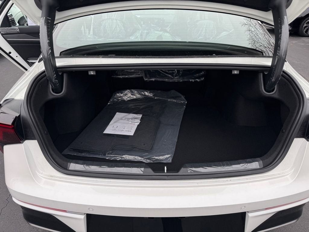 New 2026 Kia K5 GT-Line image 7