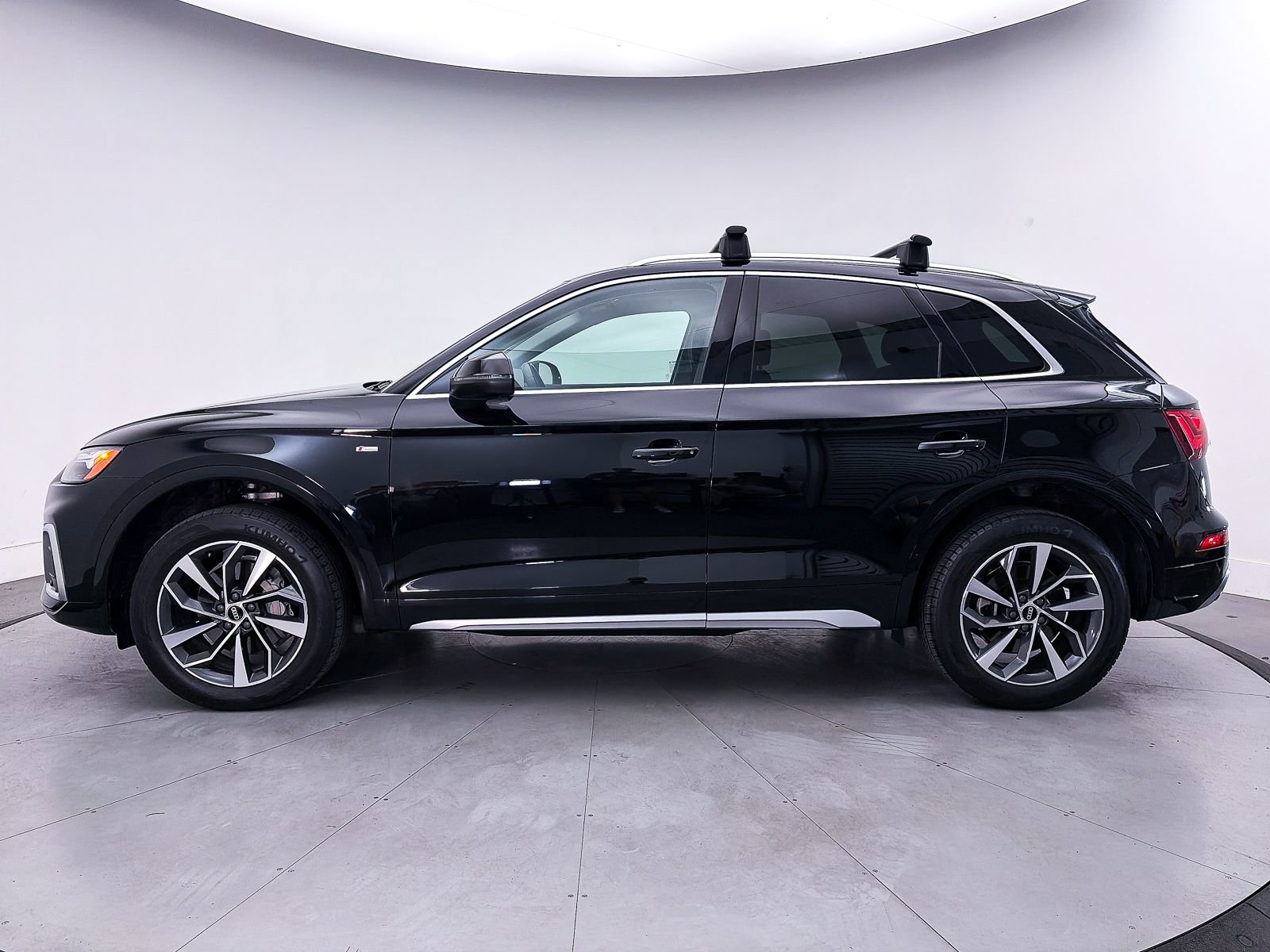 Used 2023 Audi Q5 2.0T Premium w/ Convenience Package AWD/4WD image 43