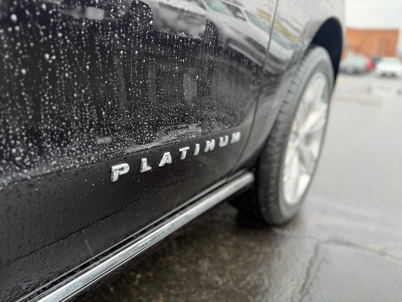 Used 2024 Ford Expedition Max Platinum image 9