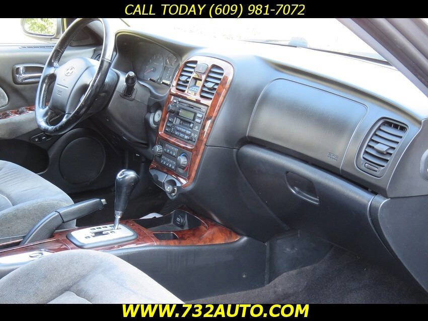 Used 2004 Hyundai Sonata LX FWD image 6
