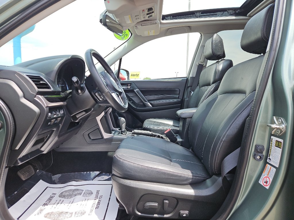 Used 2017 Subaru Forester 2.5i Touring AWD/4WD image 9