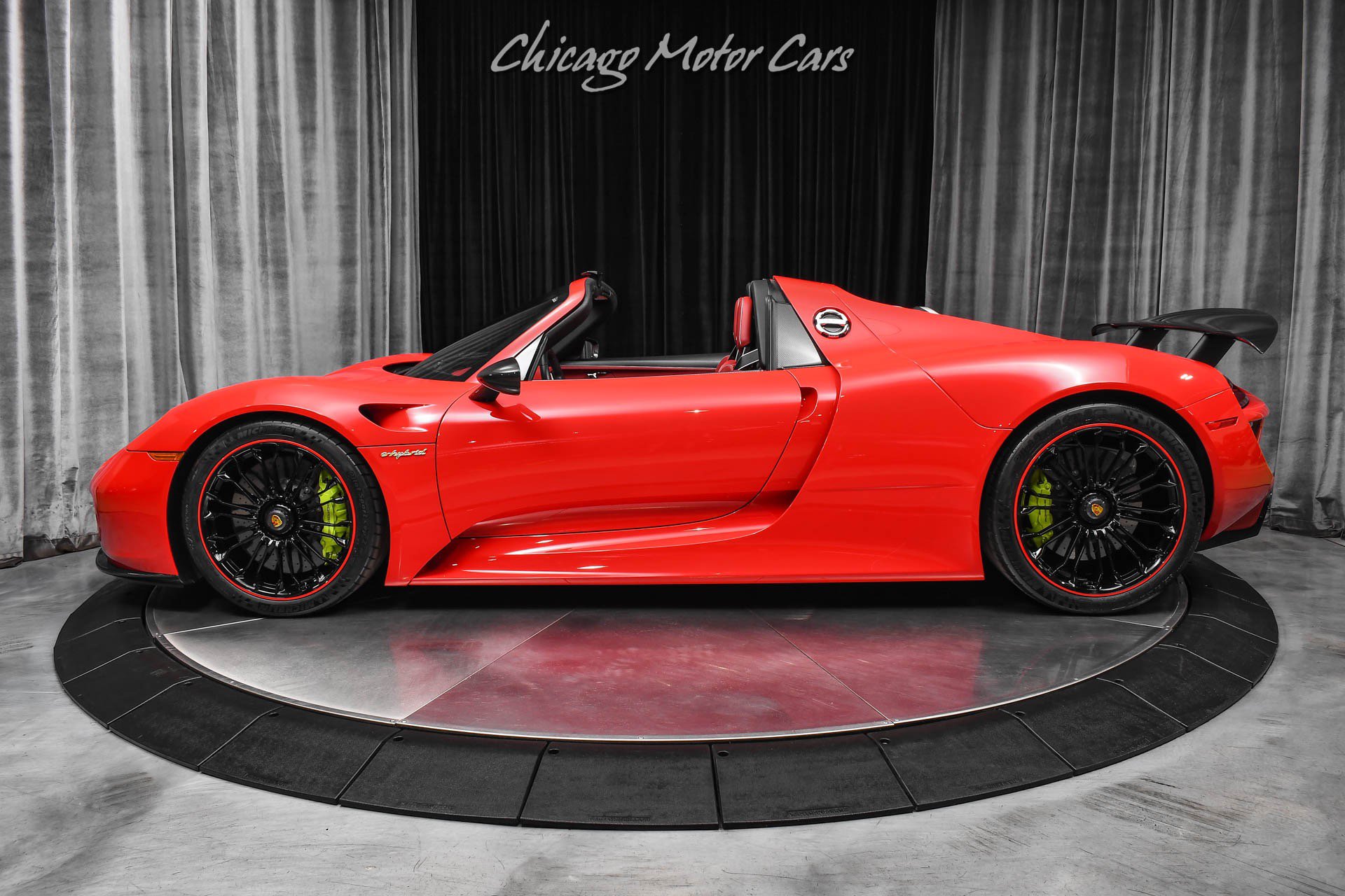 Used 2015 Porsche 918 Spyder AWD/4WD image 34