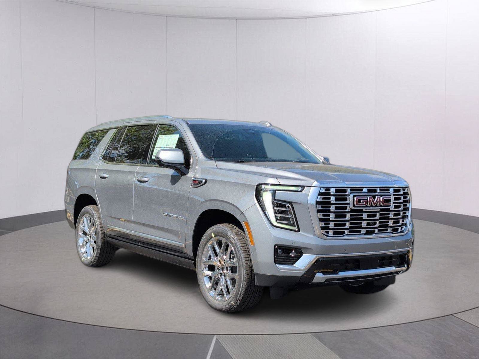 New 2026 GMC Yukon Denali w/ Denali Reserve Package AWD/4WD image 8