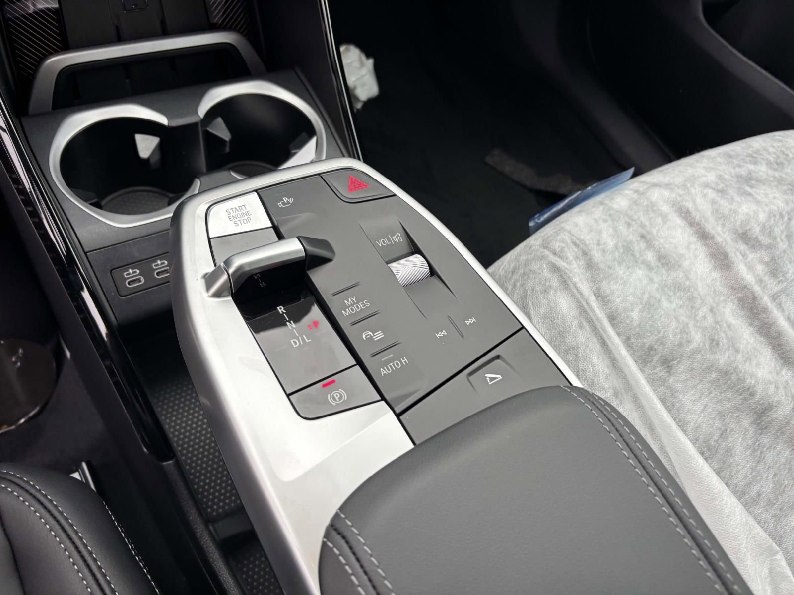 New 2026 BMW X1 xDrive28i w/ Technology Package image 17