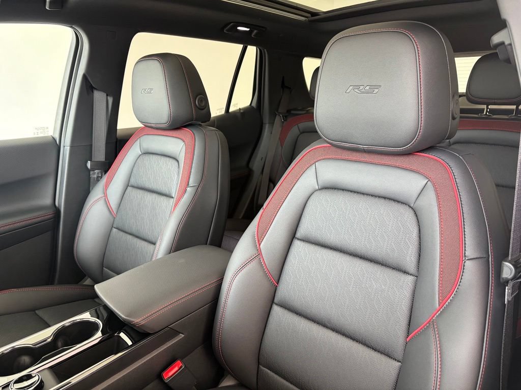 New 2027 Chevrolet Equinox RS w/ Safety and Technology Package FWD image 30
