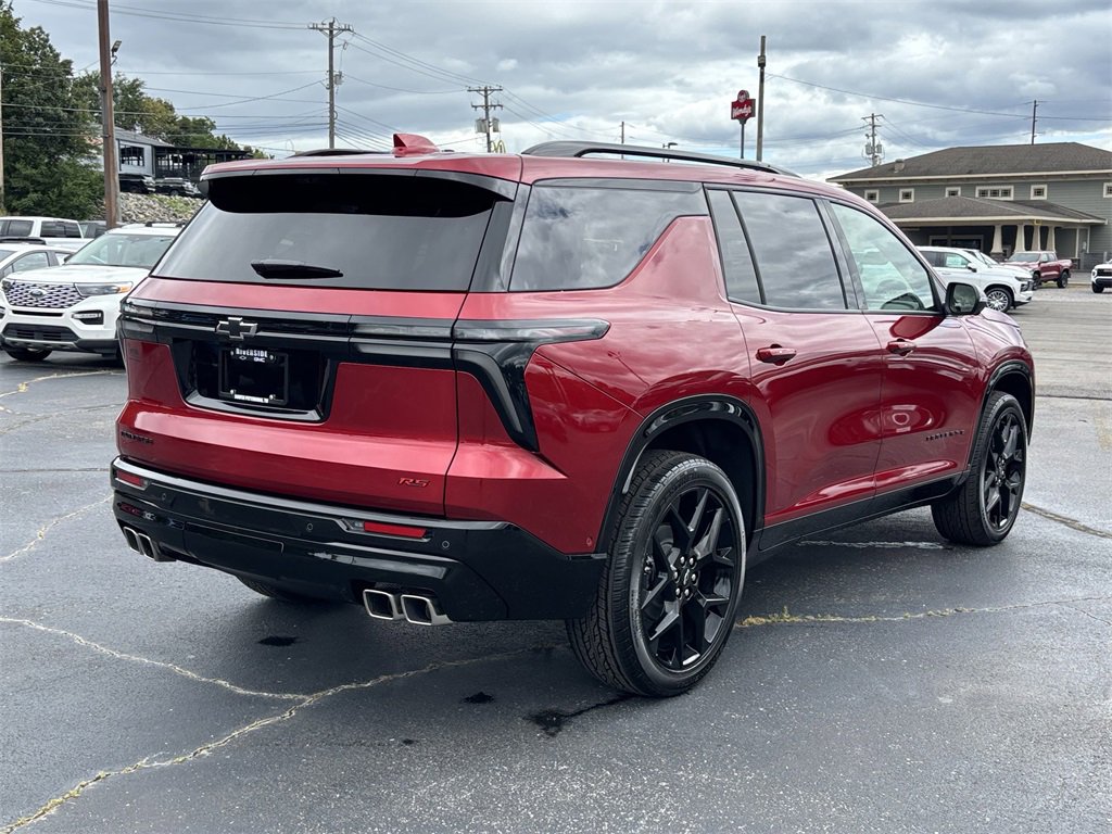 New 2026 Chevrolet Traverse RS w/ LPO, Floor Liner Package image 8