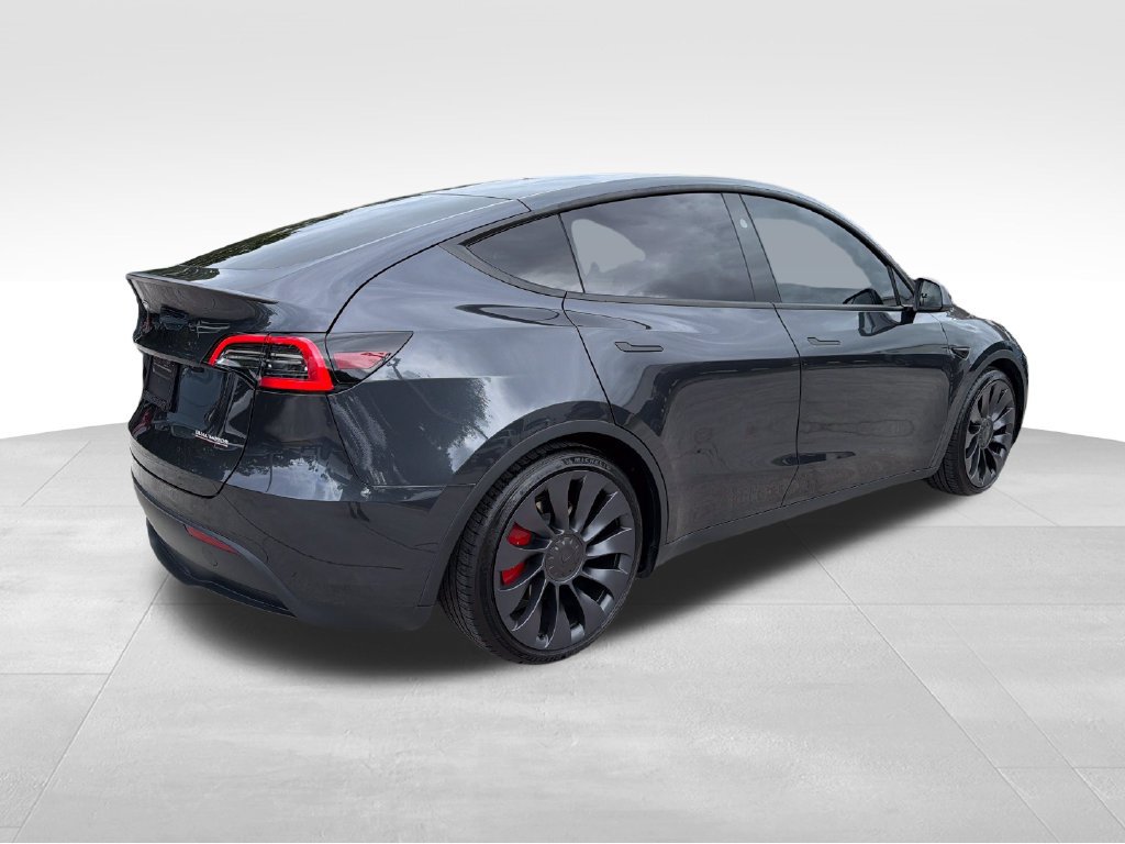 Used 2024 Tesla Model Y Performance AWD/4WD image 7