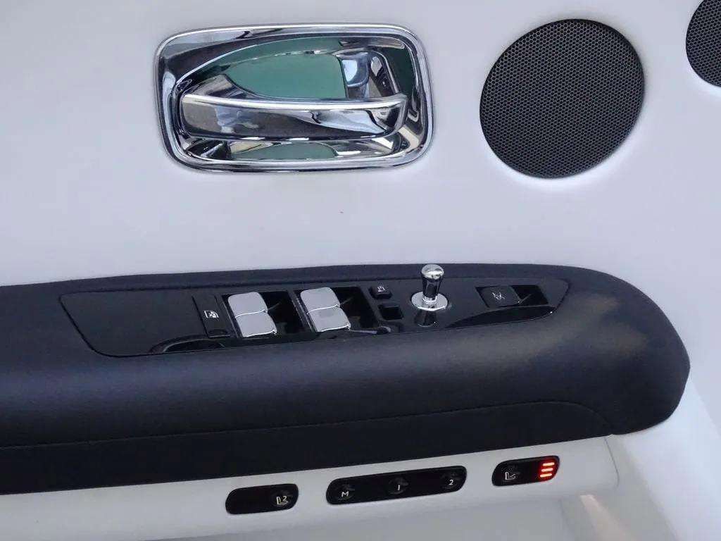 Used 2023 Rolls-Royce Ghost AWD/4WD image 9