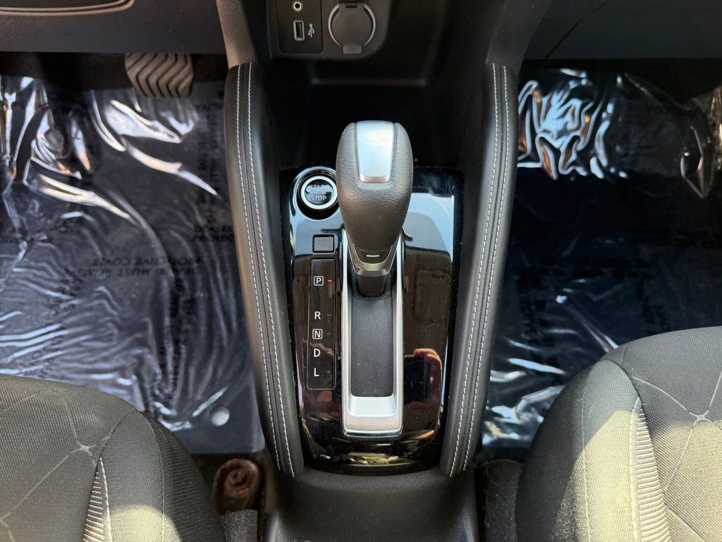 Used 2020 Nissan Kicks SV image 28