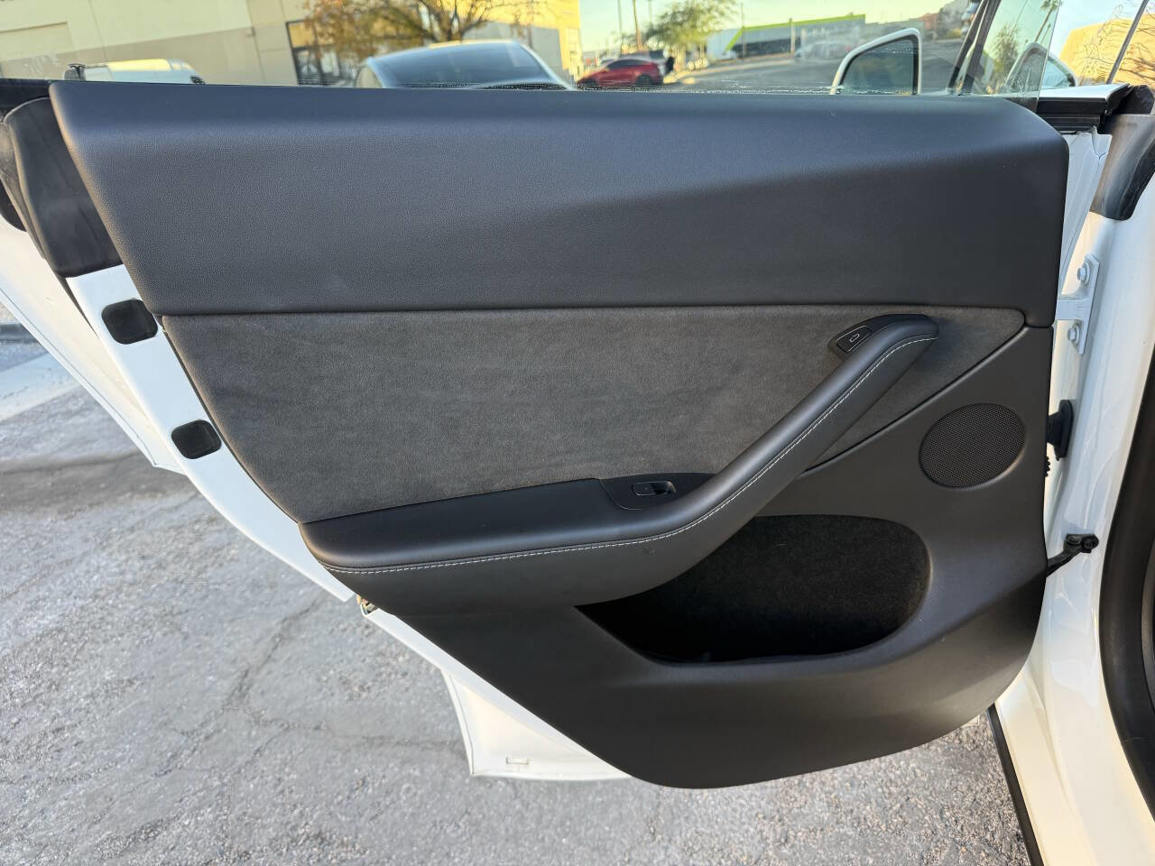 Used 2023 Tesla Model Y Performance image 21