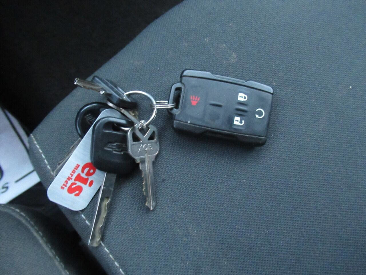 Used 2015 Chevrolet Silverado 1500 LT image 29