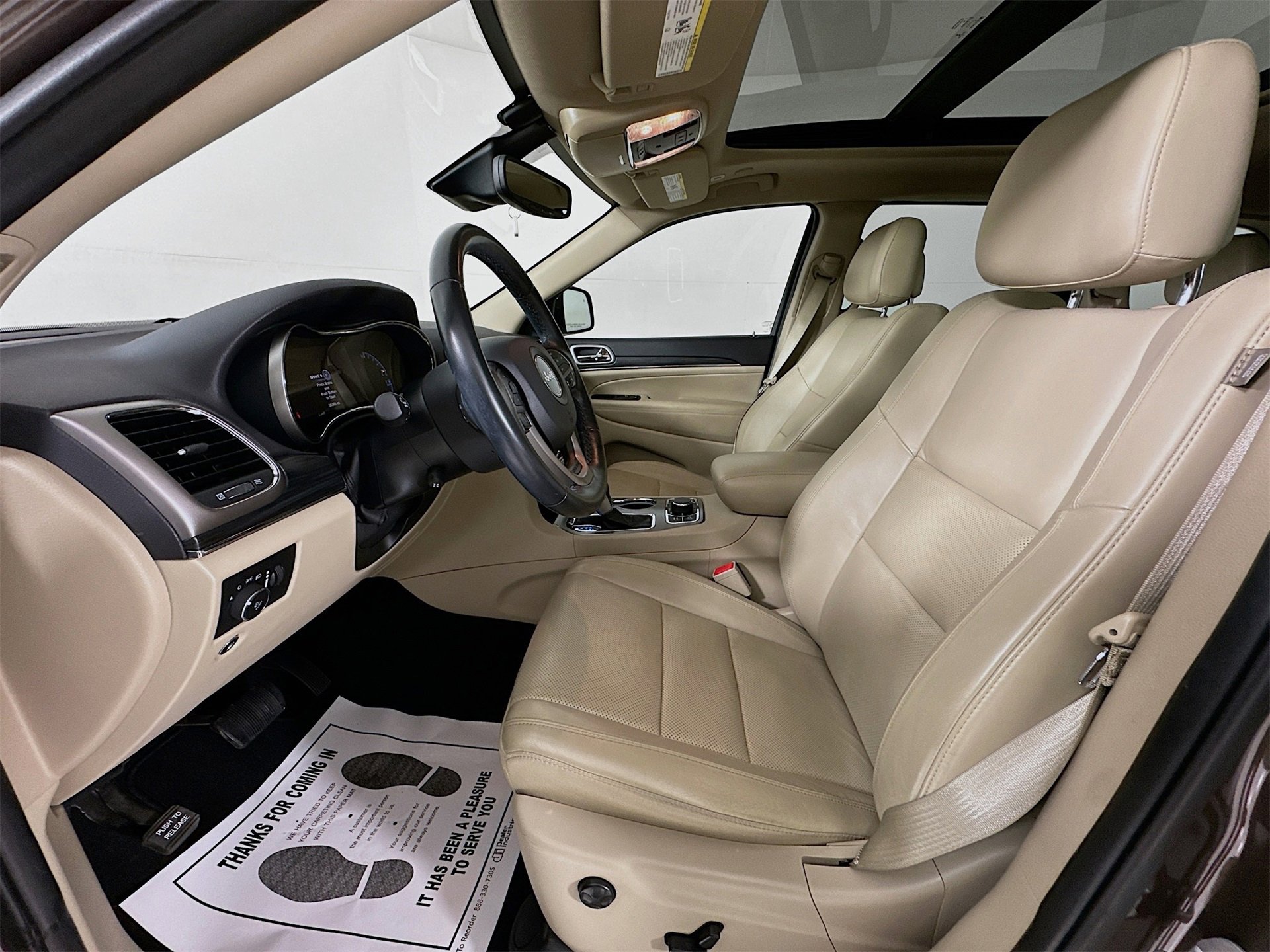 Used 2020 Jeep Grand Cherokee Limited w/ Luxury Group II image 22