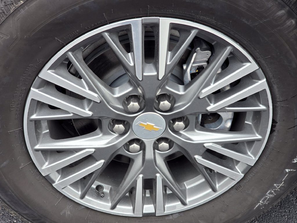 Used 2026 Chevrolet Traverse LT FWD image 10