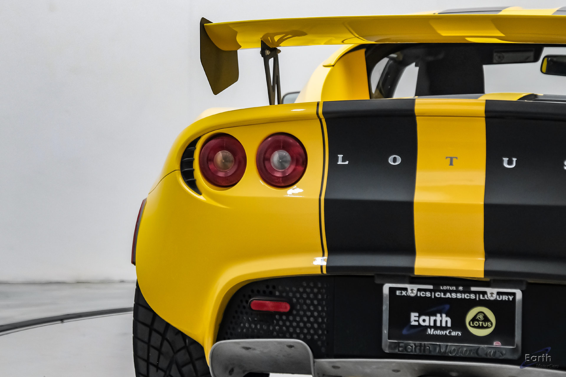 Used 2005 Lotus Elise RWD image 17