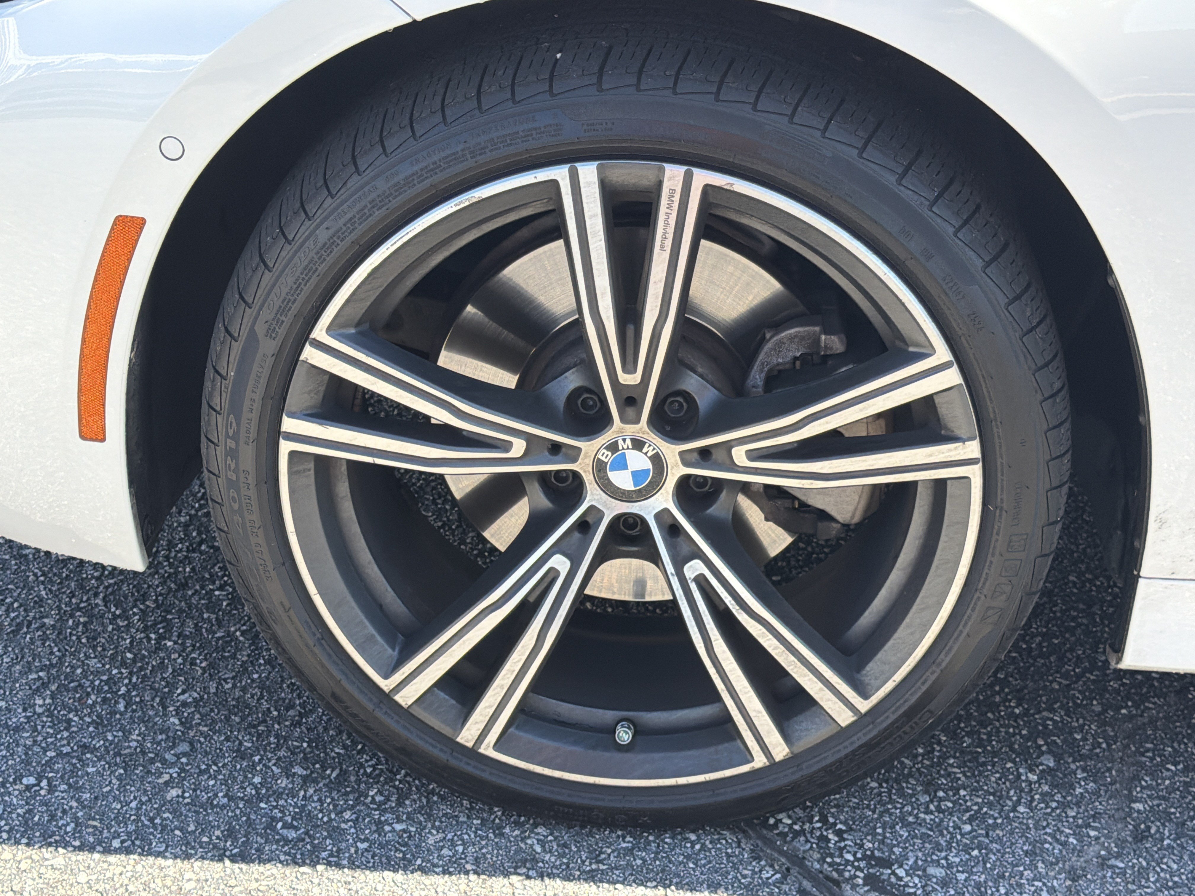 Used 2024 BMW 330i Sedan w/ Premium Package RWD image 30