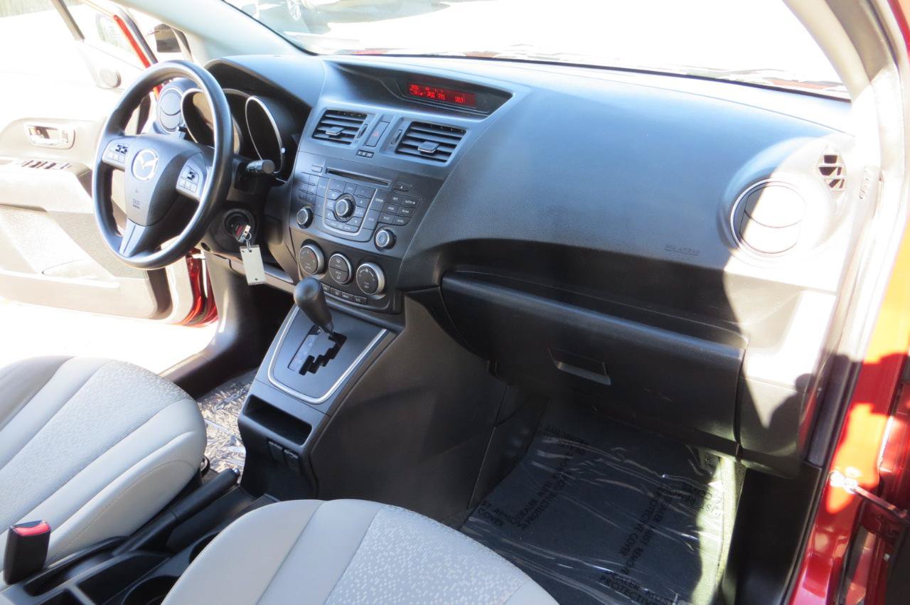 Used 2012 MAZDA MAZDA5 Sport FWD image 14