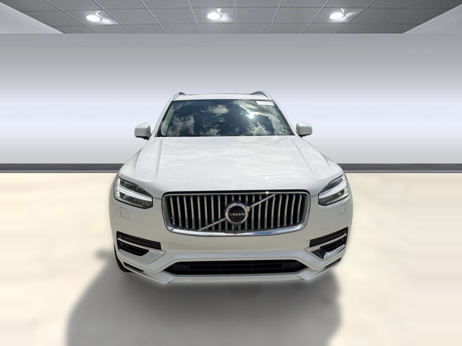Certified 2024 Volvo XC90 T8 Plus w/ Protection Package Premier AWD/4WD image 6