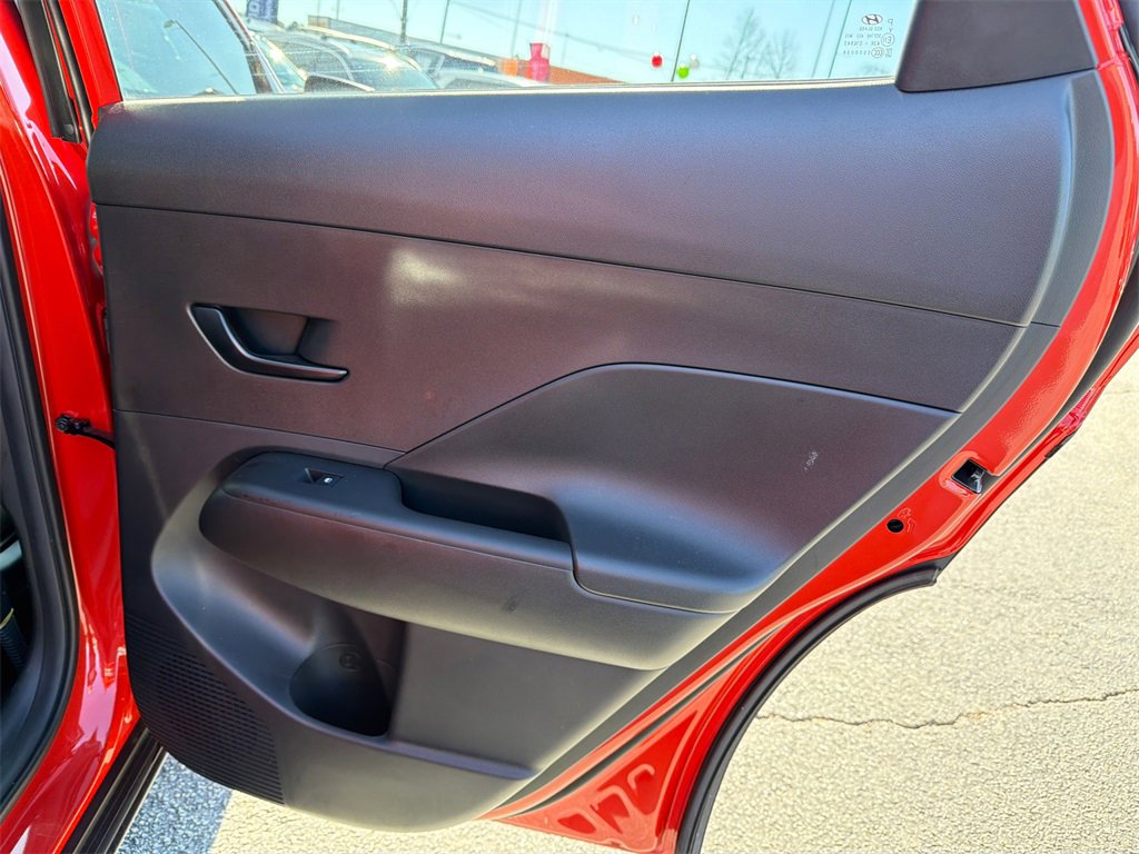 Used 2025 Hyundai Kona SEL image 16