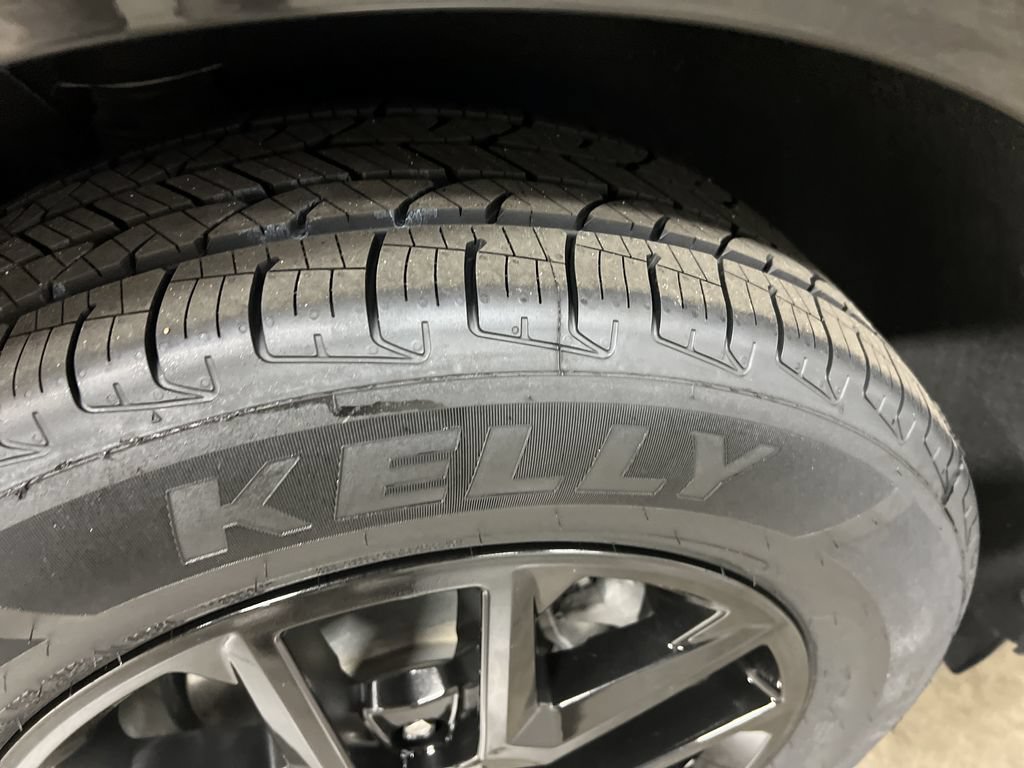 Certified 2024 Chevrolet Equinox LT AWD/4WD image 11