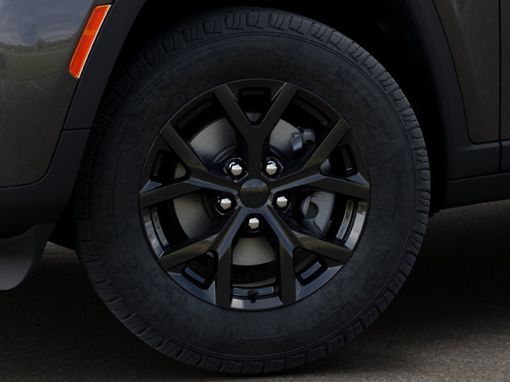 New 2026 Jeep Grand Cherokee Altitude AWD/4WD image 8