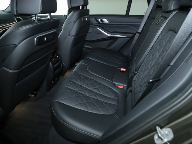 Certified 2025 BMW X5 xDrive40i w/ Premium Package image 14