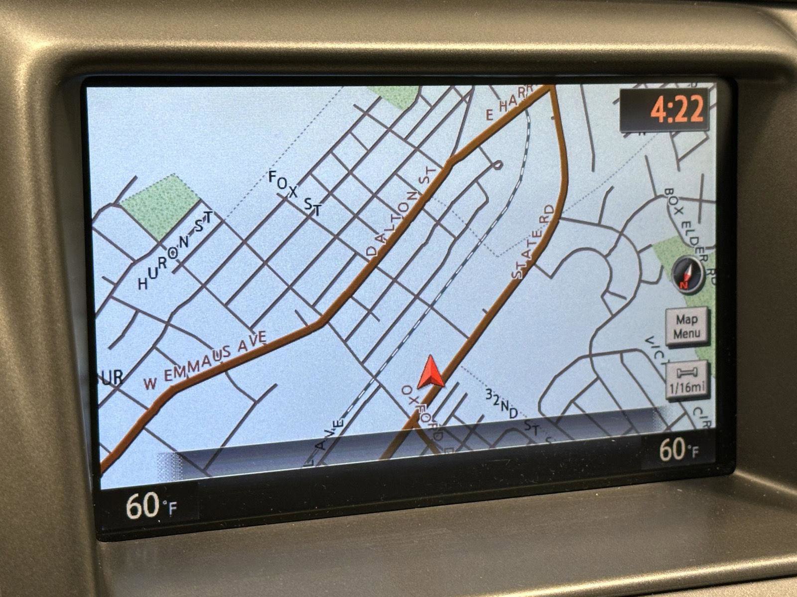 Used 2011 Nissan Murano LE w/ Navigation Pkg image 22