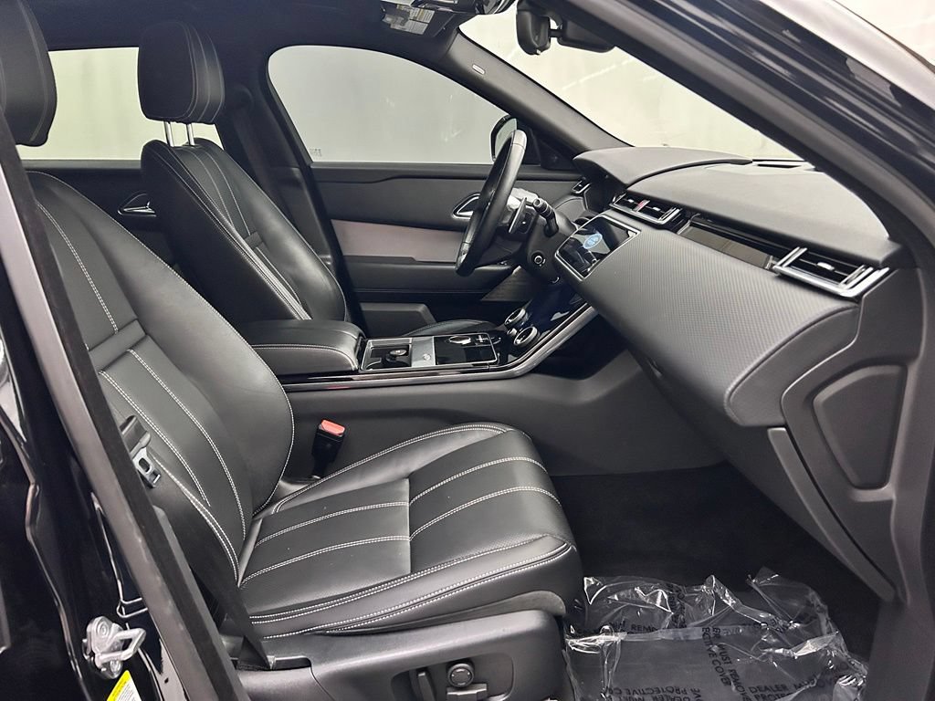 Used 2020 Land Rover Range Rover Velar R-Dynamic S AWD/4WD image 17