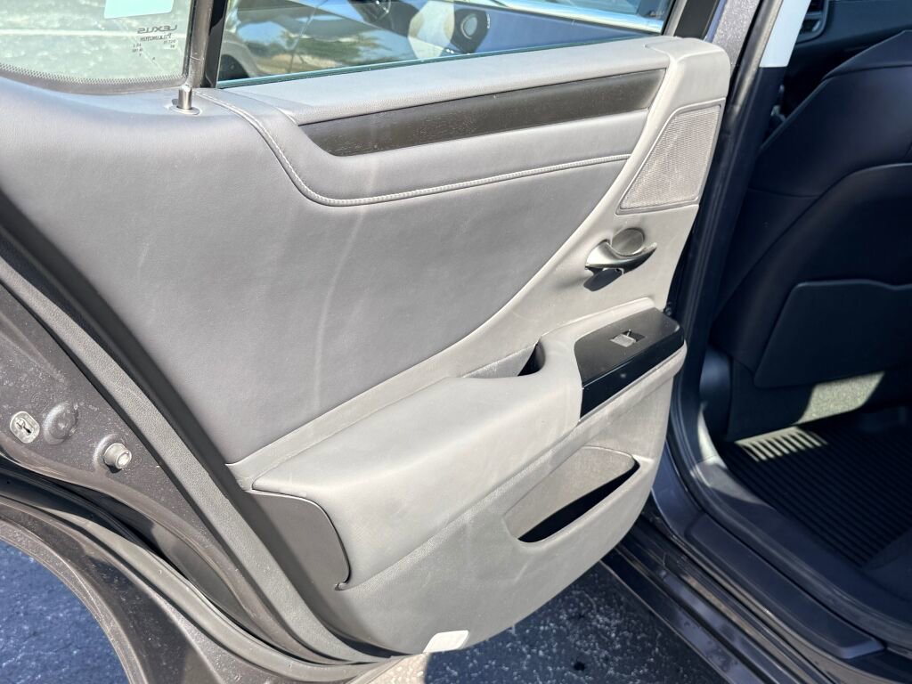 Used 2025 Lexus ES 350 ES 350 image 17
