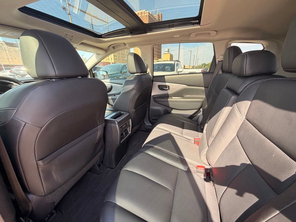 Used 2019 Nissan Murano SL w/ SL Technology Package AWD/4WD image 16