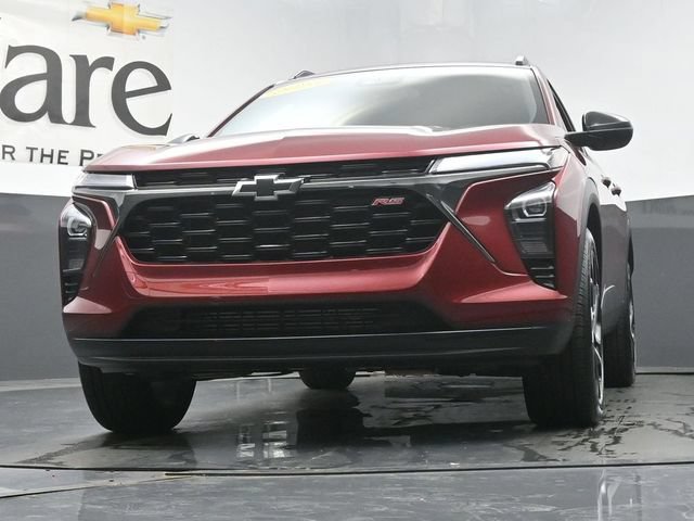 Used 2025 Chevrolet Trax RS FWD image 60