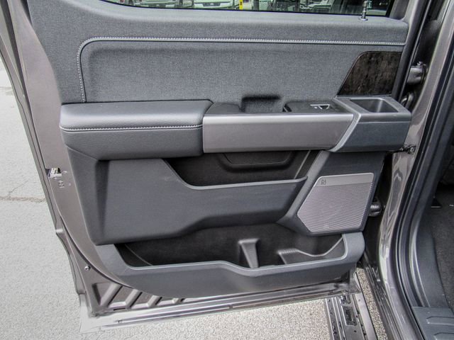 New 2025 Ford F250 Lariat w/ Lariat Ultimate Package image 8
