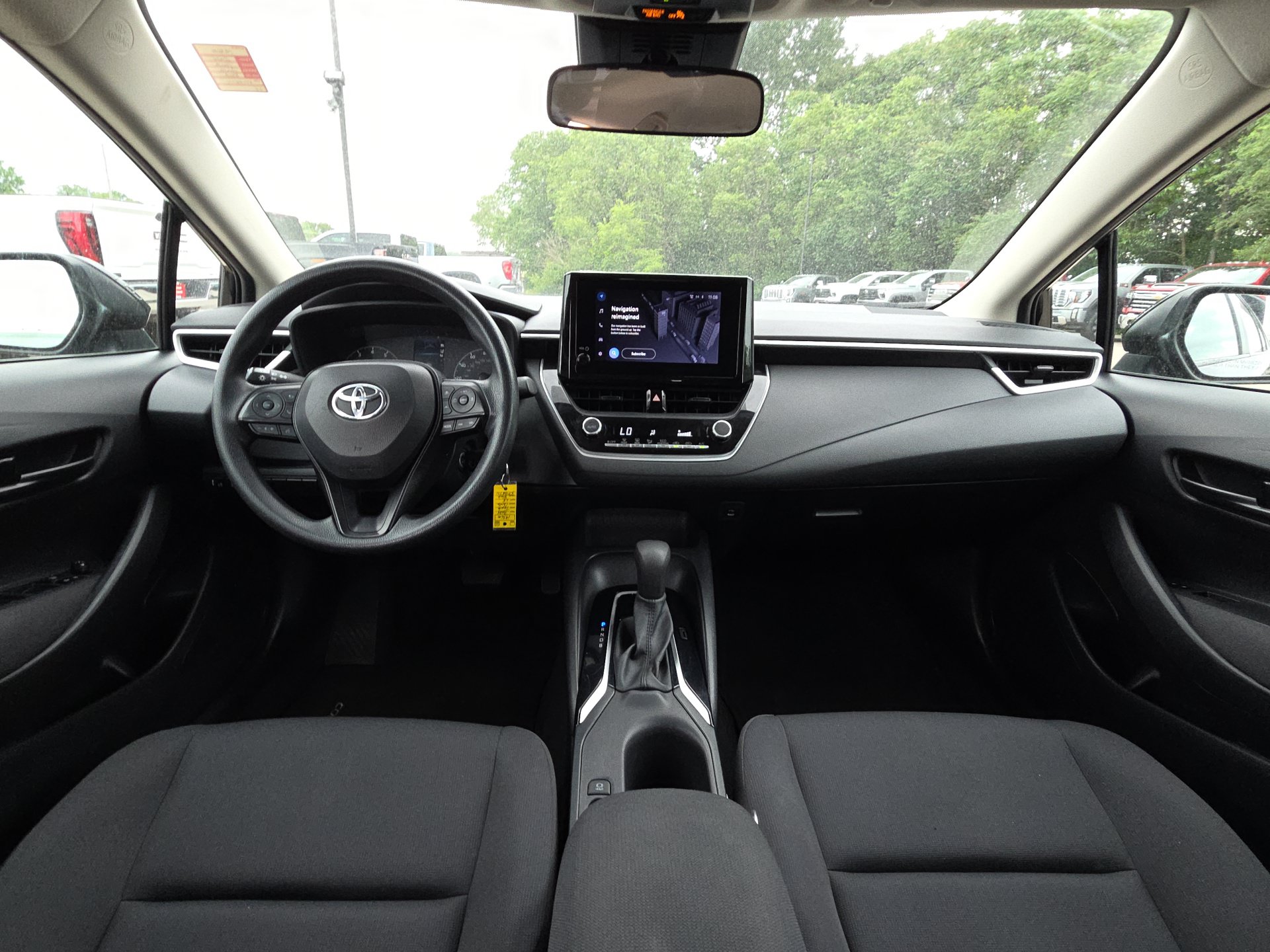 Used 2024 Toyota Corolla LE FWD image 29