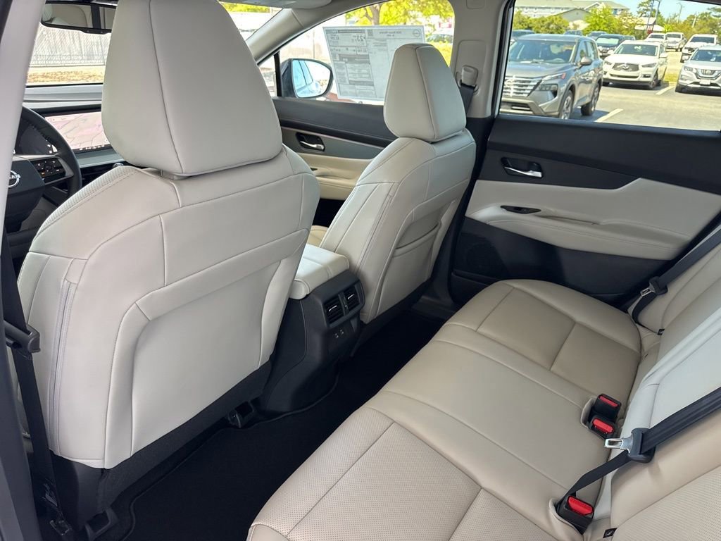 New 2026 Nissan Murano SL image 14