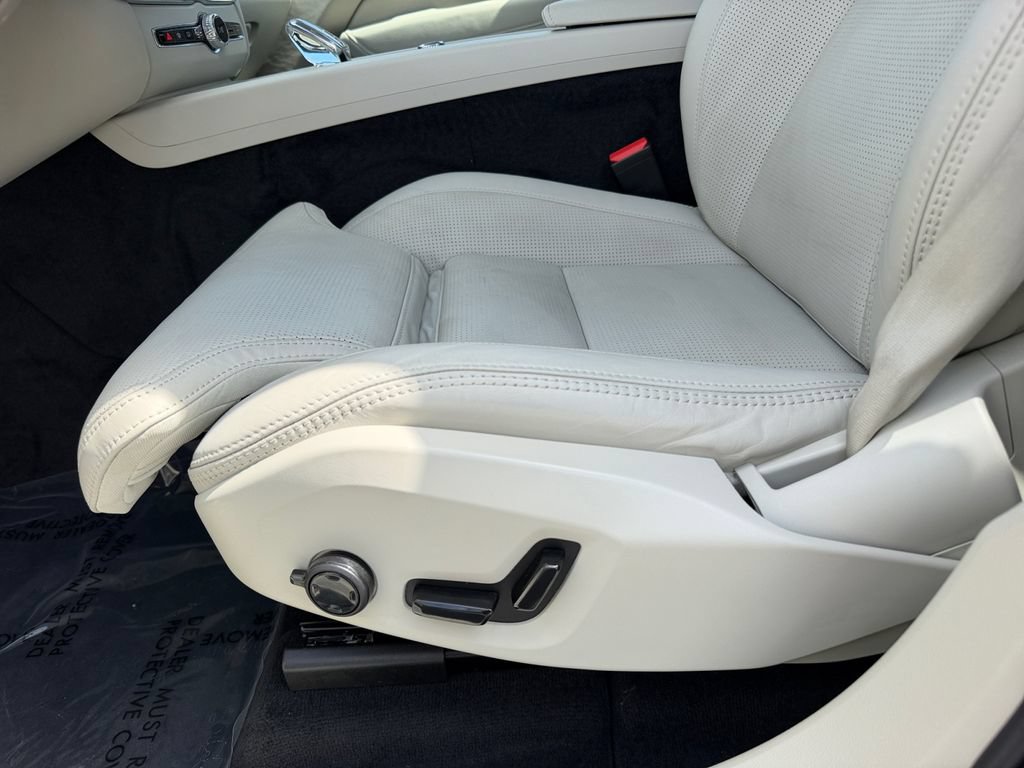 Certified 2025 Volvo XC60 B5 Ultra w/ Climate Package AWD/4WD image 17
